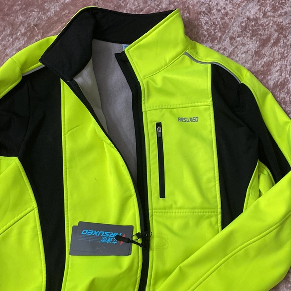 ARSUXEO Winter Warm UP Thermal Softshell Cycling Jacket Windproof Waterproof - Picture 4 of 8